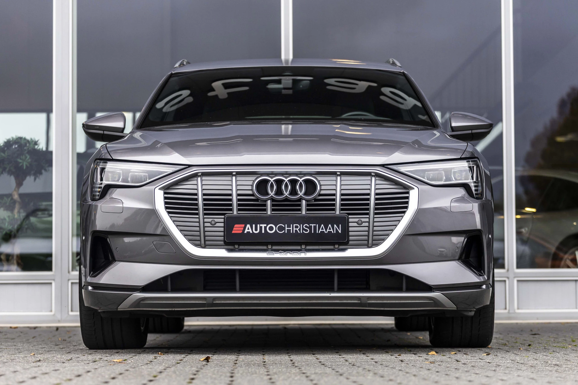 Hoofdafbeelding Audi e-tron