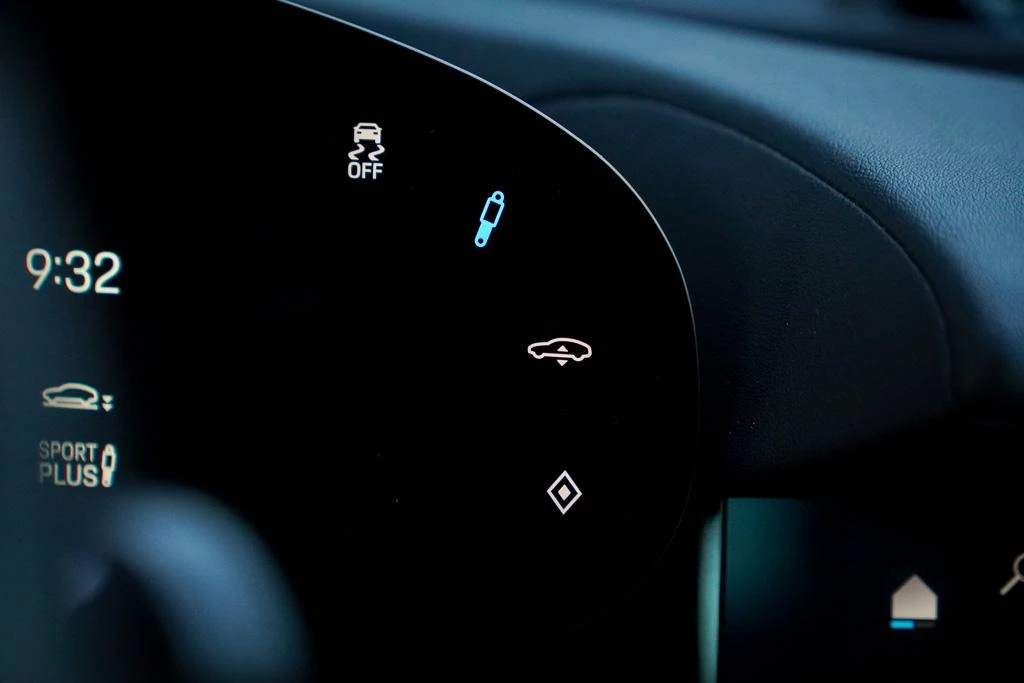 Hoofdafbeelding Porsche Taycan