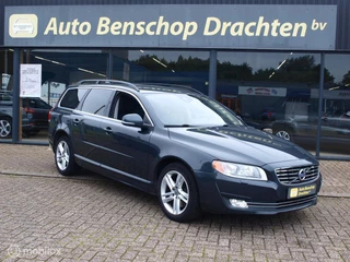 Hoofdafbeelding Volvo V70 Volvo V70 5Cyl 163pk Aut6 *nwe type* Leer Xenon Pdc 17Velgen Clima