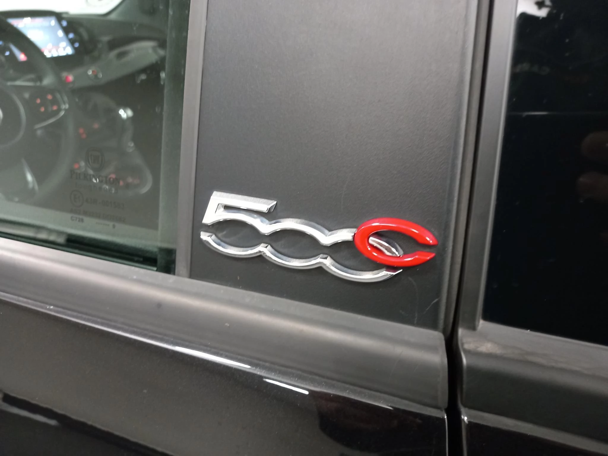 Hoofdafbeelding Fiat 500C