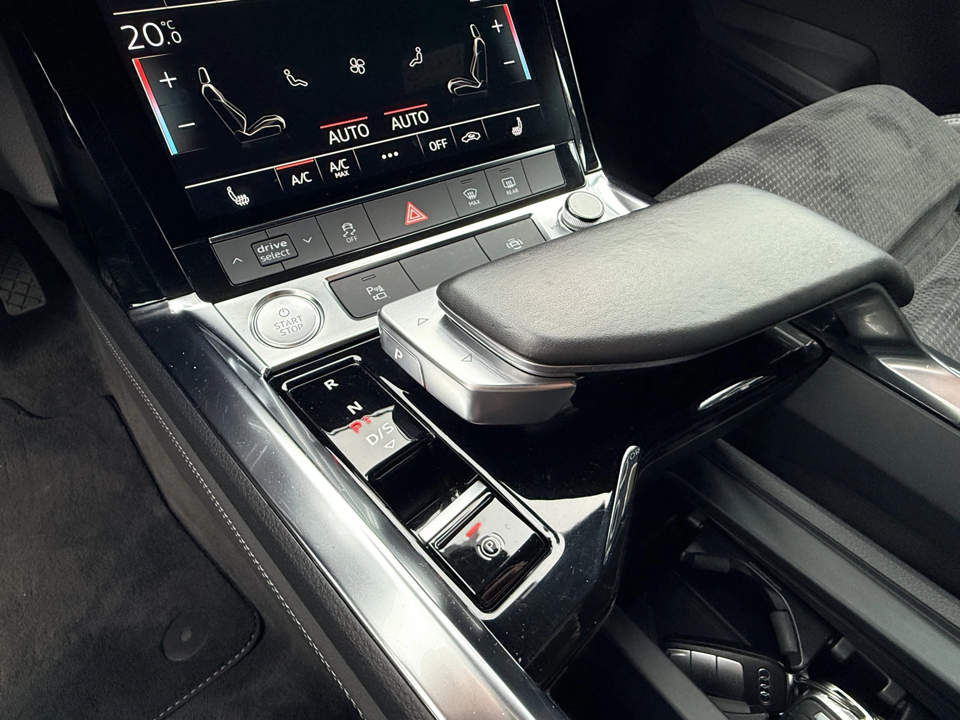 Hoofdafbeelding Audi e-tron