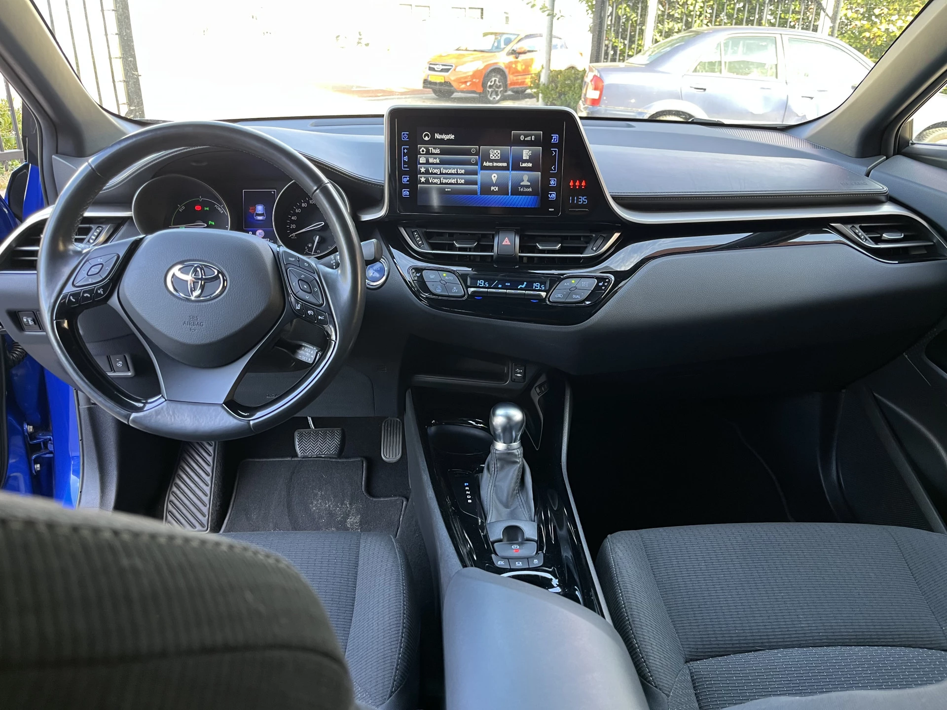 Hoofdafbeelding Toyota C-HR