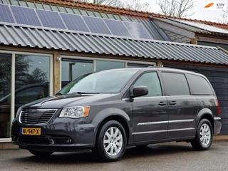 Hoofdafbeelding Chrysler Town & Country Chrysler Town & Country 3.6 V6 (Leder / Climate / Cruise / Camera / Navigatie / 7 Persoons)