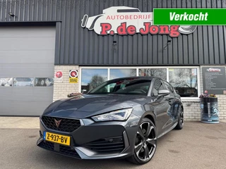 Hoofdafbeelding CUPRA Leon CUPRA Leon 1.4 E-HYBRID VZ 245PK VZ-stuurwiel Camera Blindspot Keyless Led