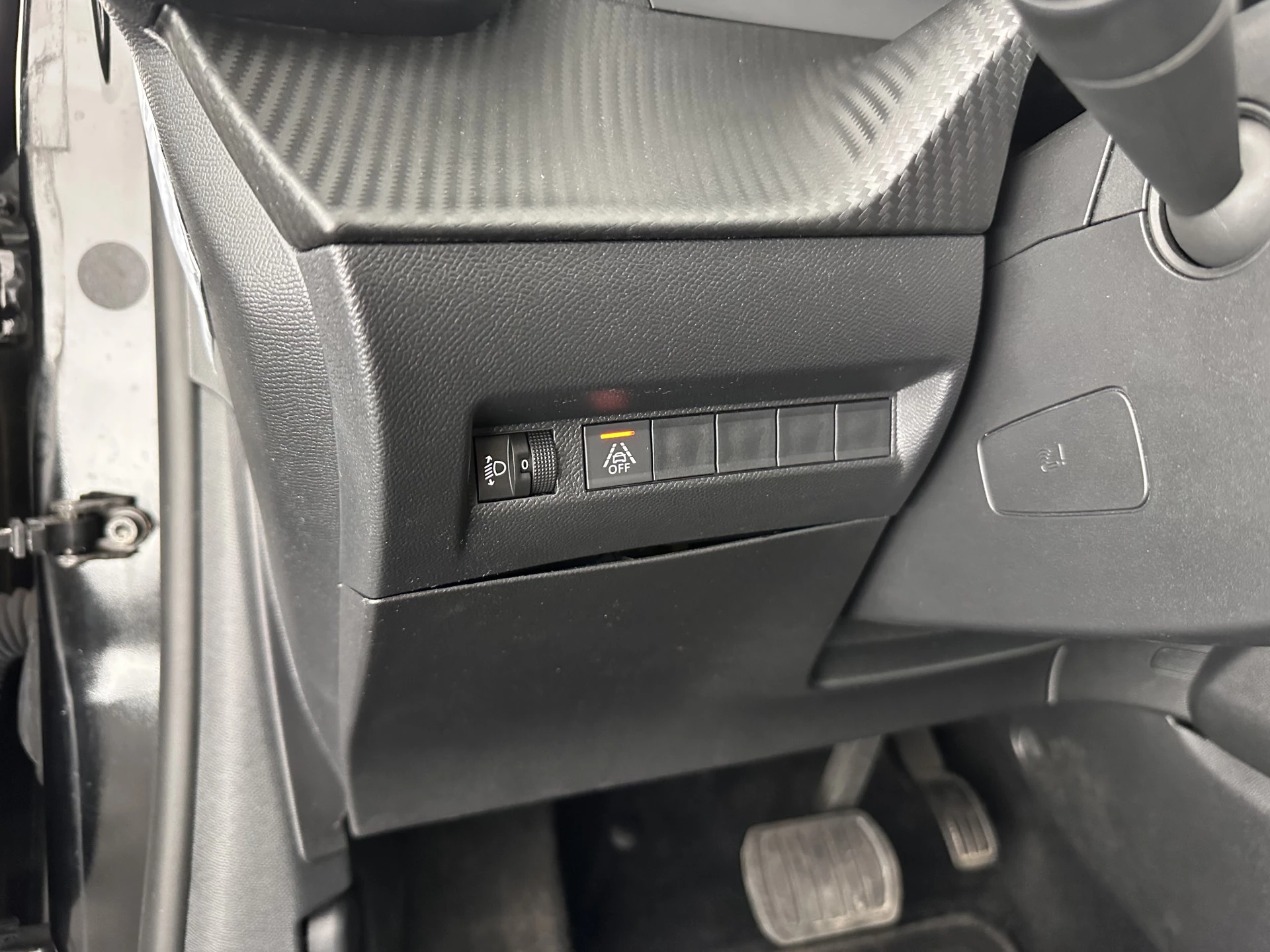 Hoofdafbeelding Peugeot e-208