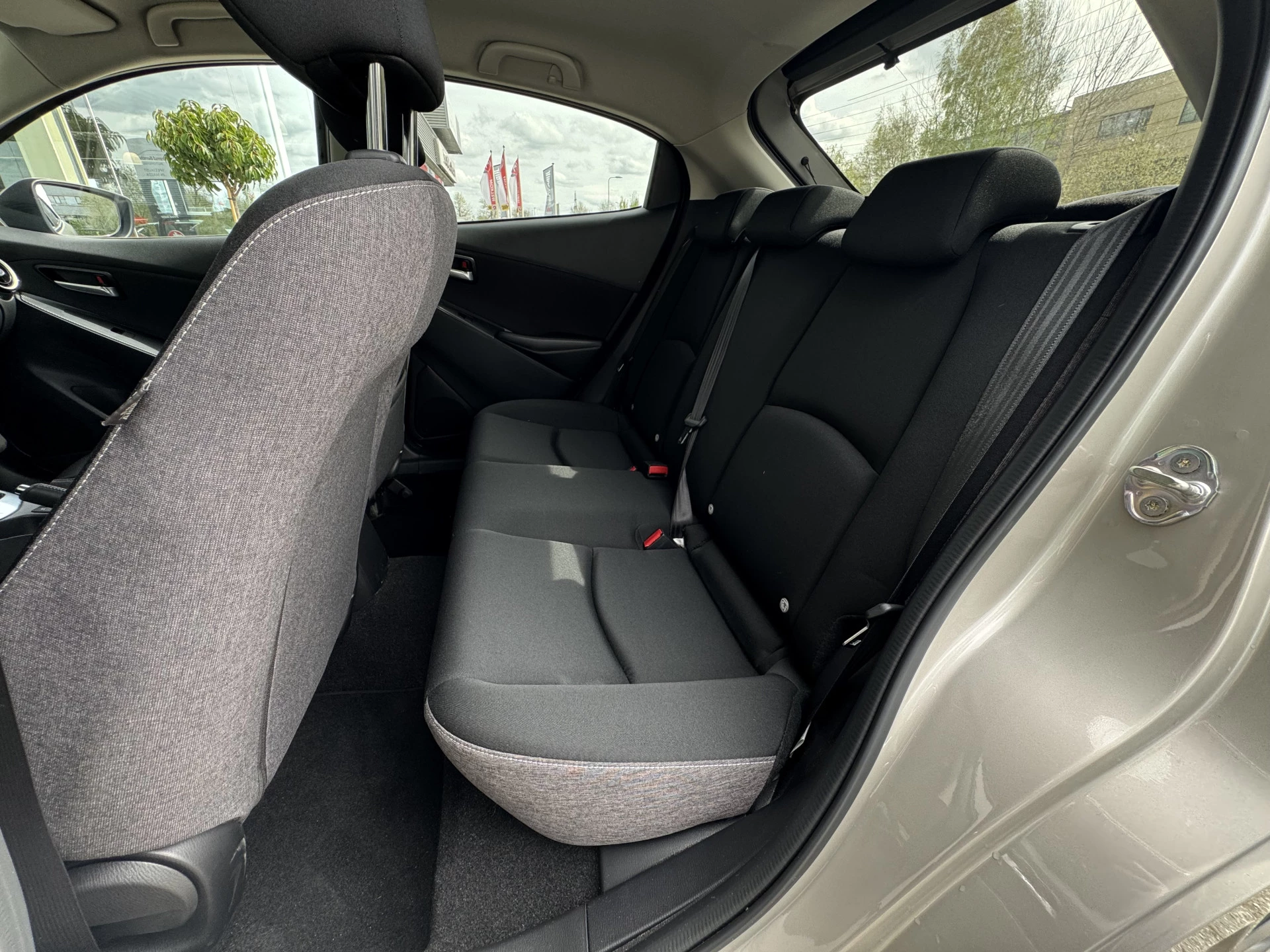 Hoofdafbeelding Mazda 2