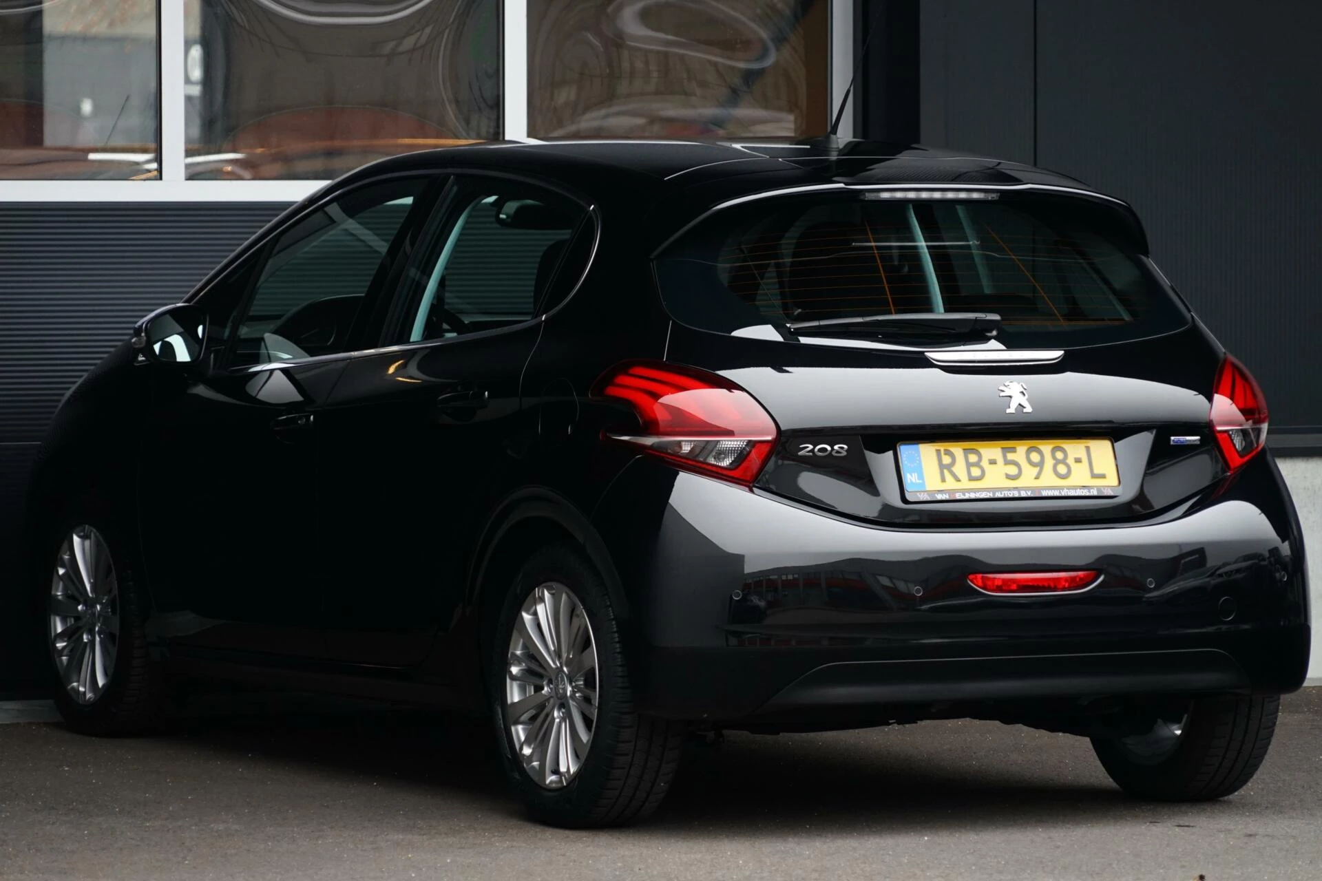 Hoofdafbeelding Peugeot 208