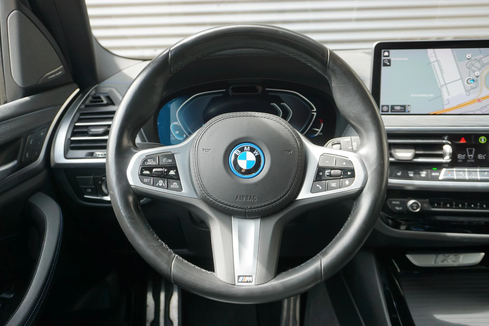 Hoofdafbeelding BMW iX3