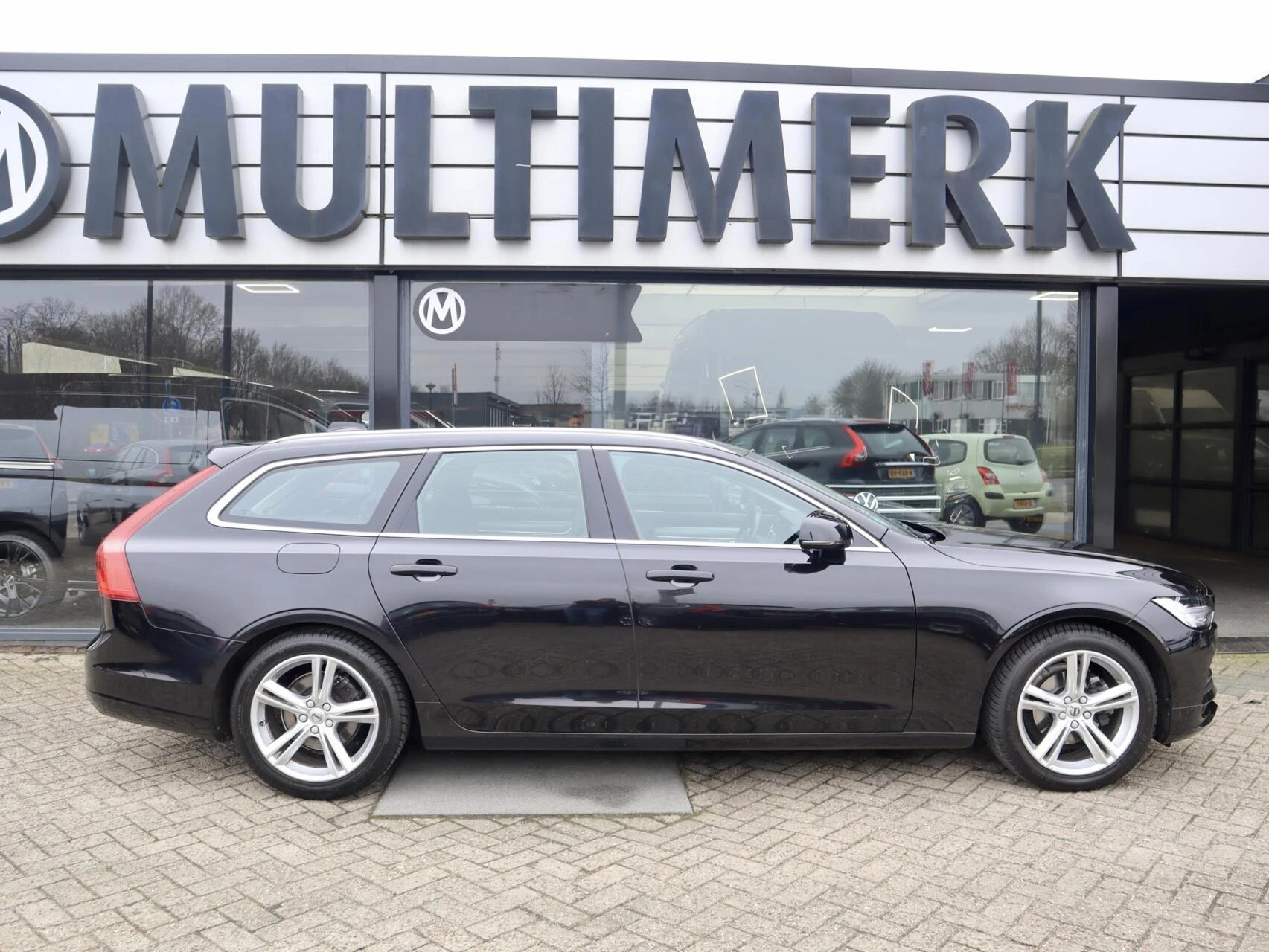 Hoofdafbeelding Volvo V90
