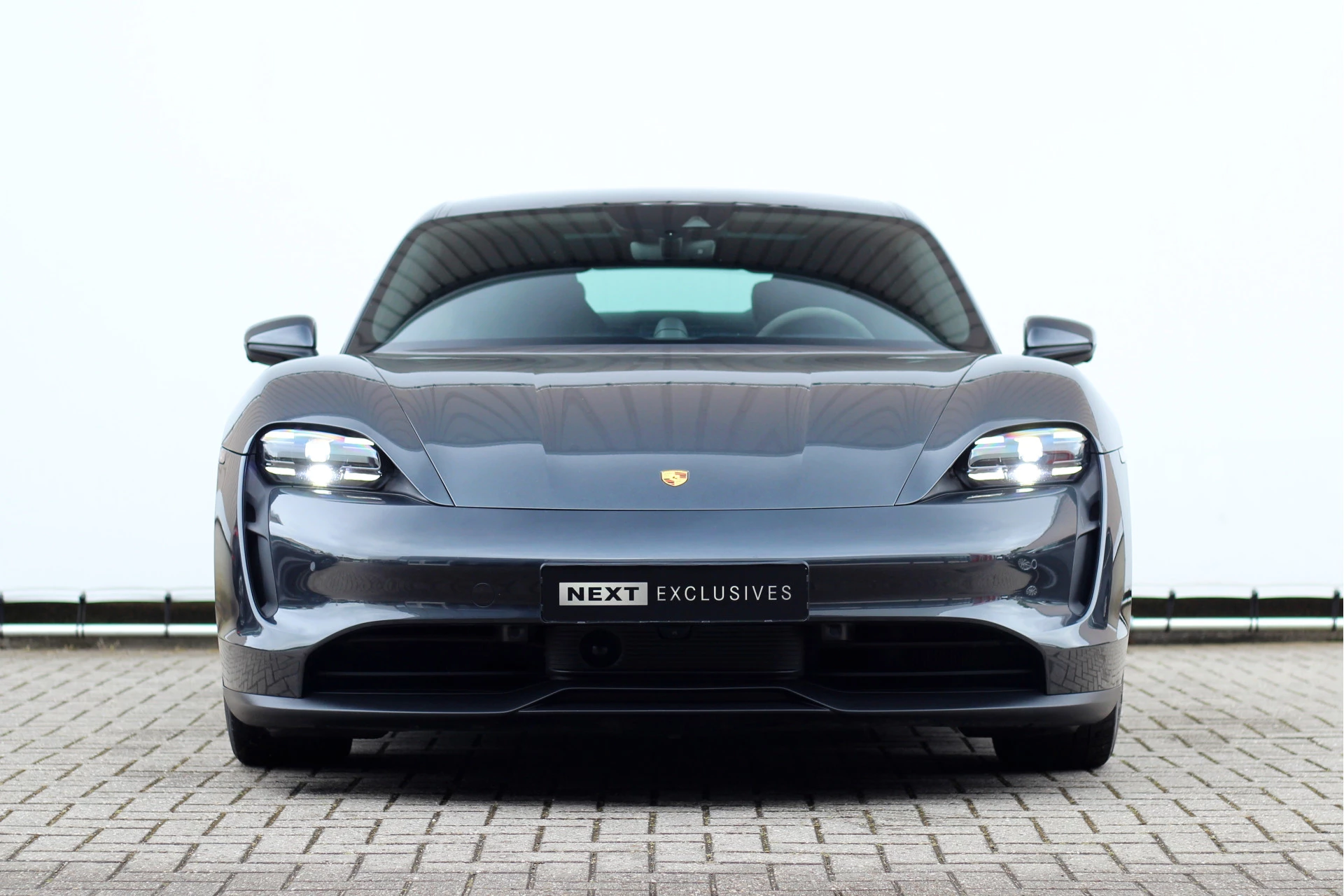 Hoofdafbeelding Porsche Taycan