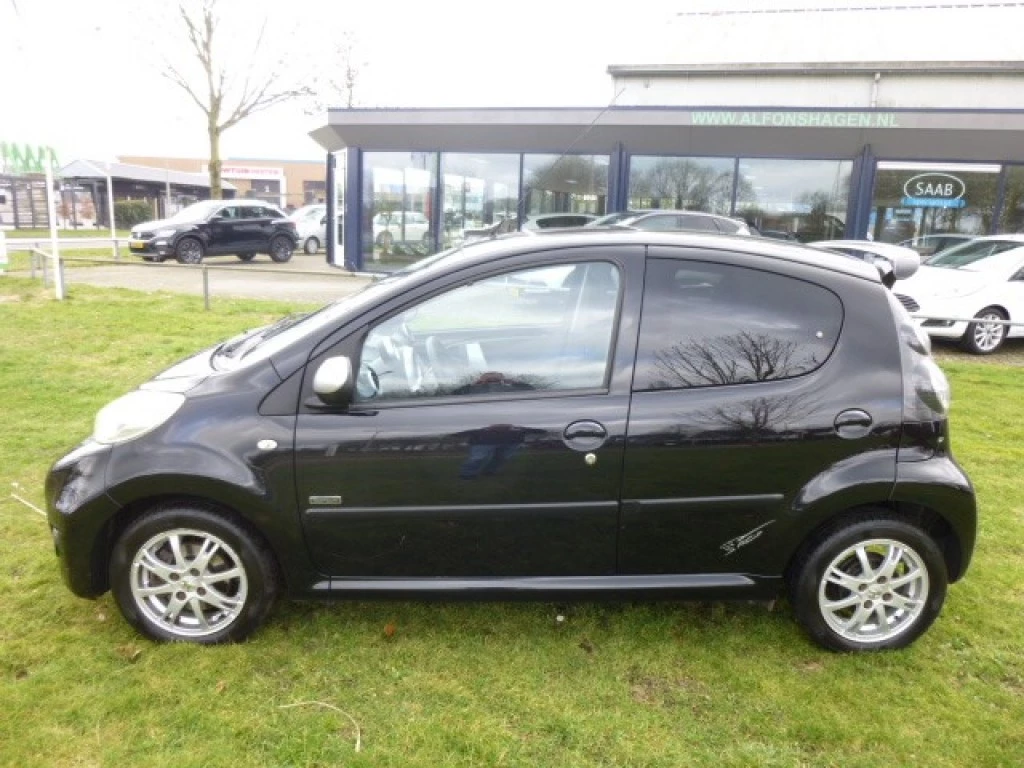 Hoofdafbeelding Peugeot 107