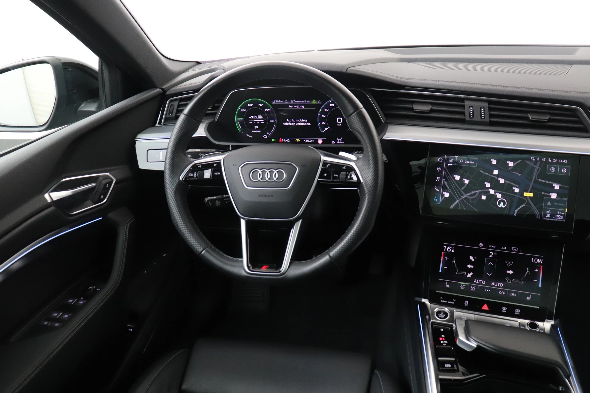 Hoofdafbeelding Audi e-tron