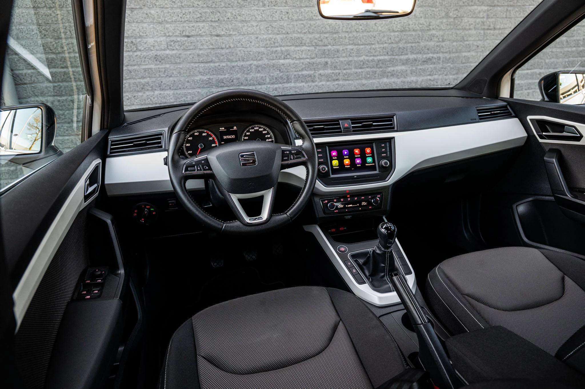 Hoofdafbeelding SEAT Arona