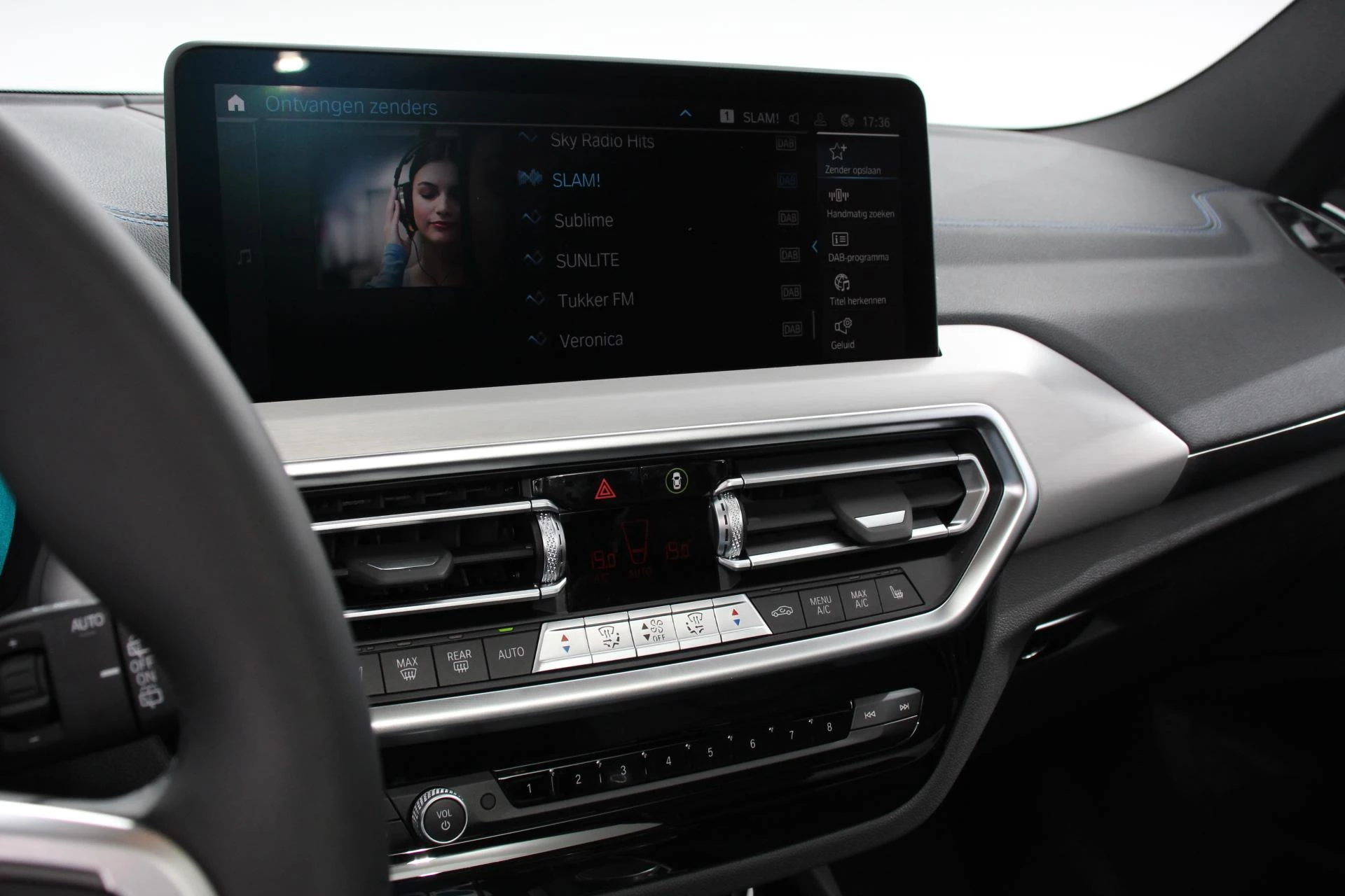 Hoofdafbeelding BMW iX3