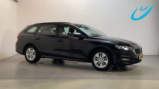 Skoda Octavia Combi 1.0 e-TSI DSG Business Edition Parkeersensoren Navigatie DAB+ App-Connect