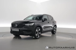 Hoofdafbeelding Volvo XC40 Volvo XC40 1.5 T4 Recharge R design | CarPlay | Adapt. Cruise | Navi | Stoel-Stuurverw. | Camera