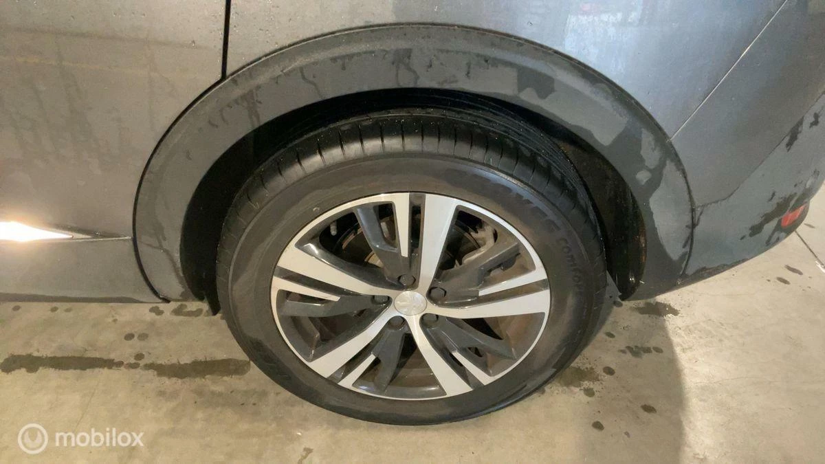 Hoofdafbeelding Peugeot 5008