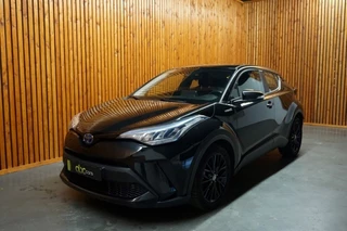 Hoofdafbeelding Toyota C-HR Toyota C-HR 1.8 HYBRID ACTIVE AUTOMAAT
