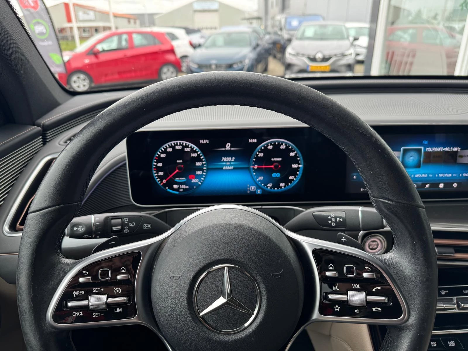 Hoofdafbeelding Mercedes-Benz EQC