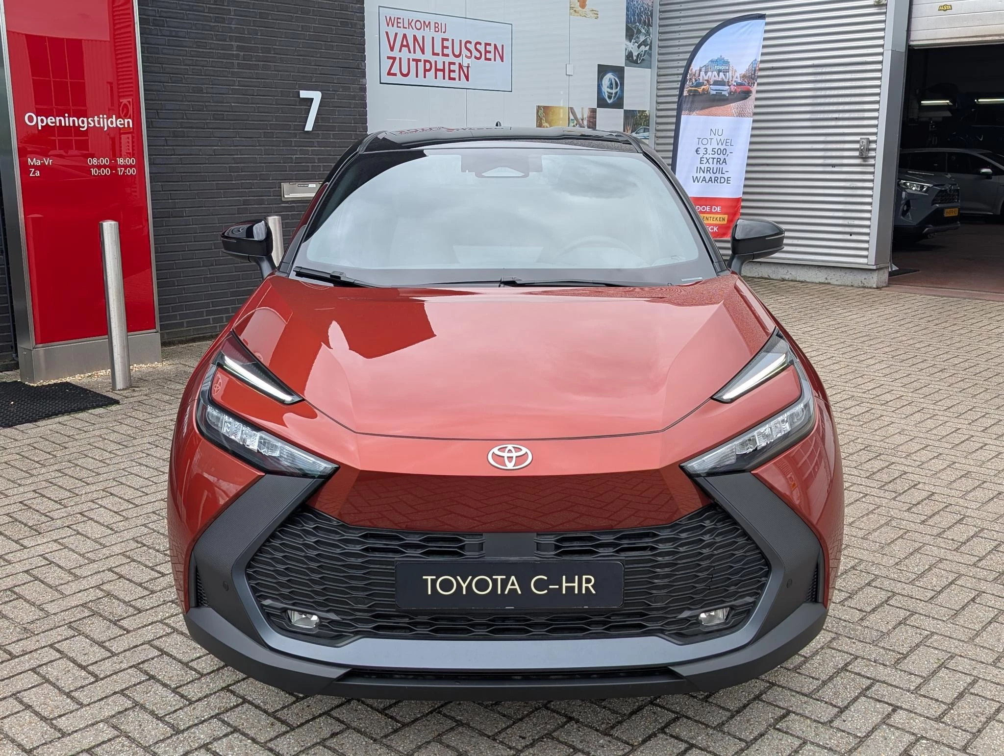 Hoofdafbeelding Toyota C-HR