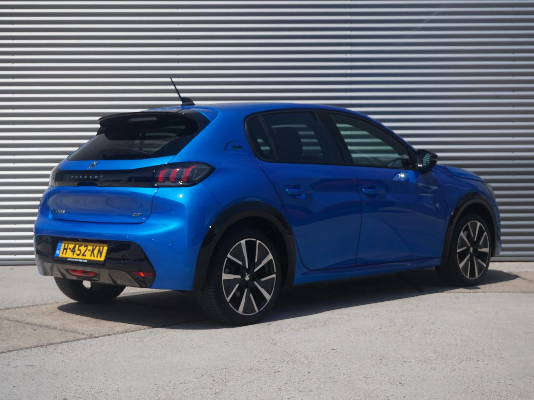 Hoofdafbeelding Peugeot e-208