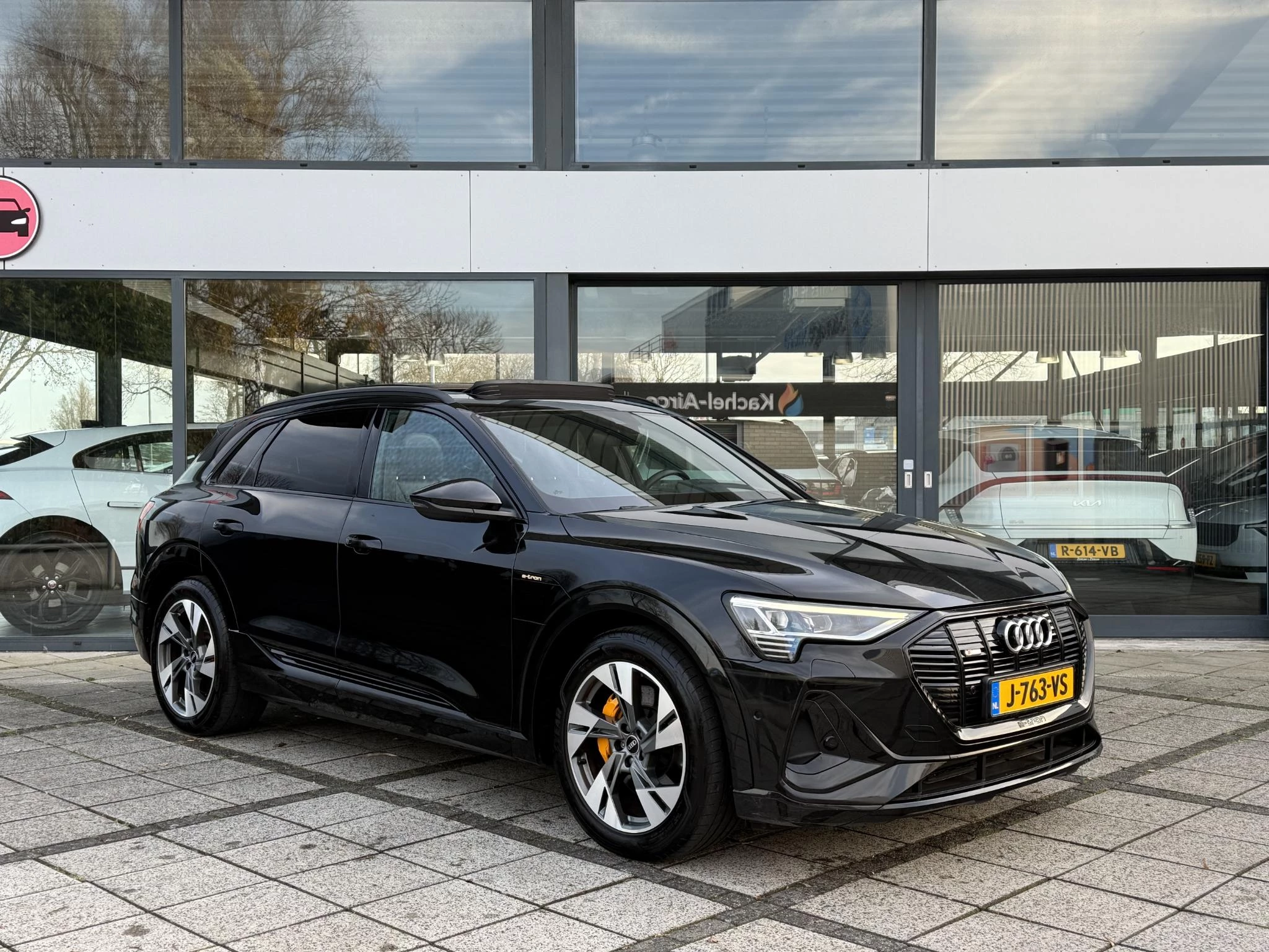 Hoofdafbeelding Audi e-tron
