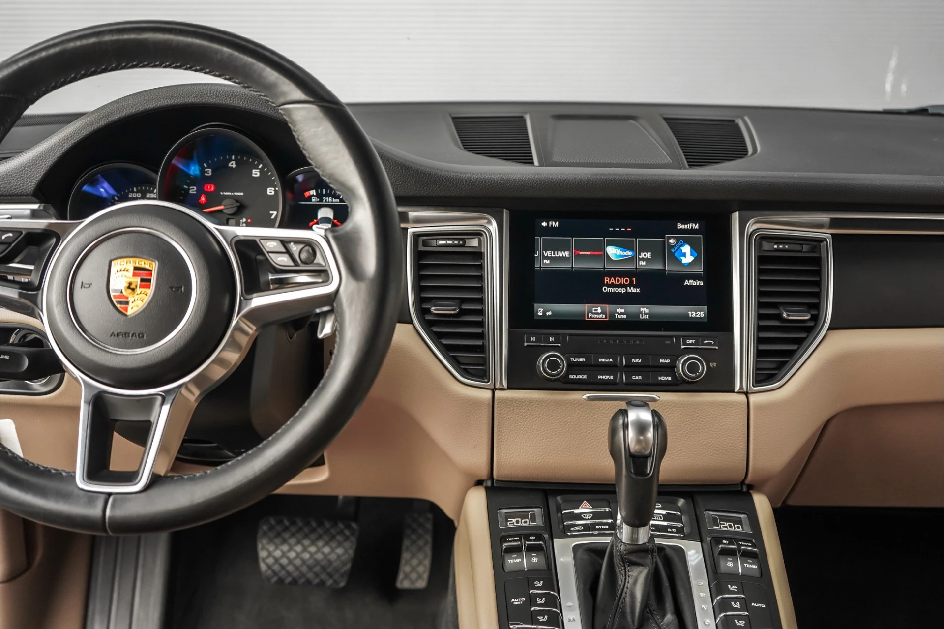 Hoofdafbeelding Porsche Macan