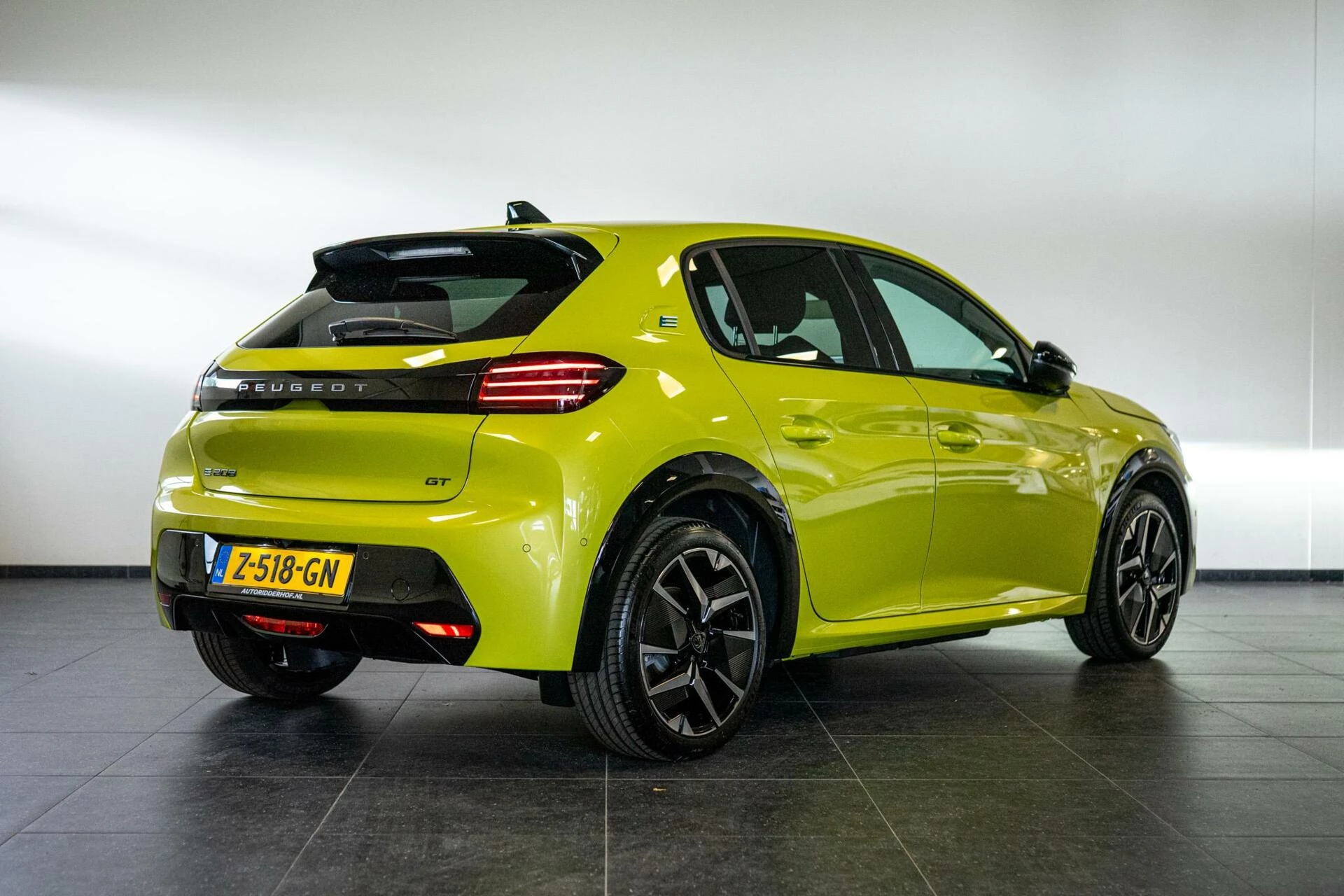 Hoofdafbeelding Peugeot e-208
