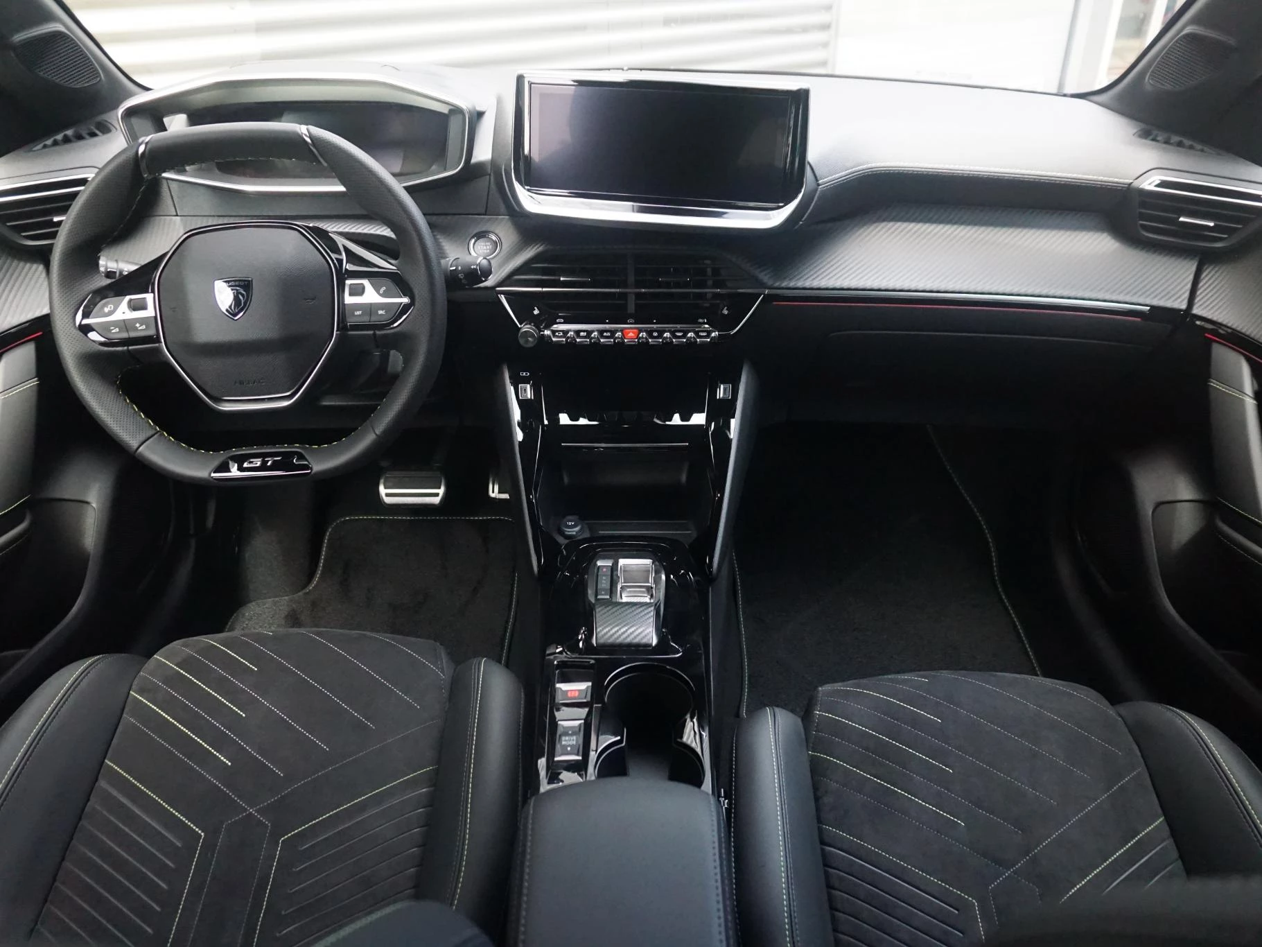 Hoofdafbeelding Peugeot e-208