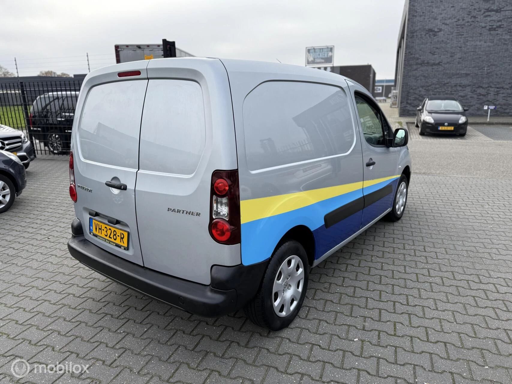 Hoofdafbeelding Peugeot Partner