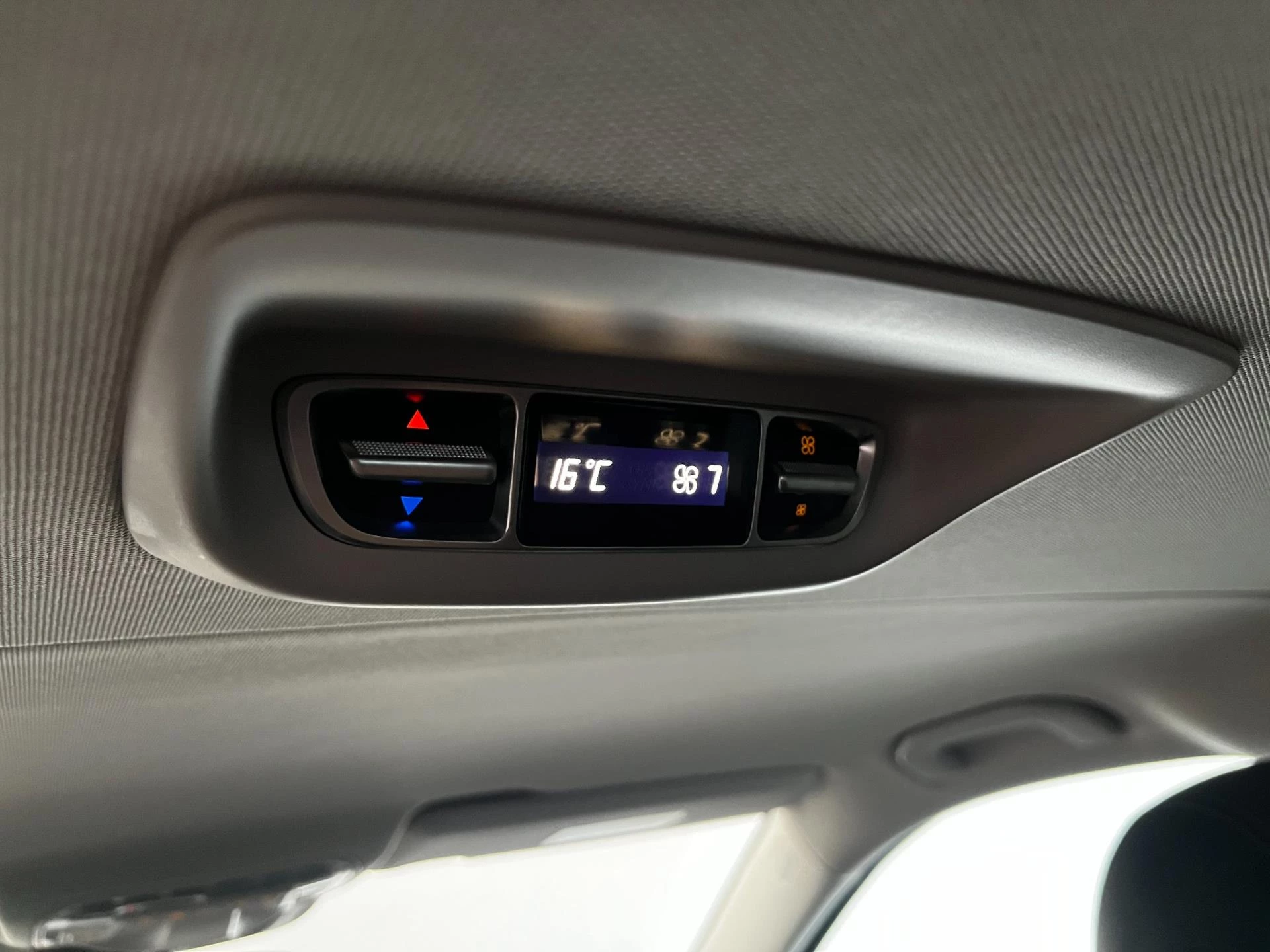 Hoofdafbeelding Mercedes-Benz EQV