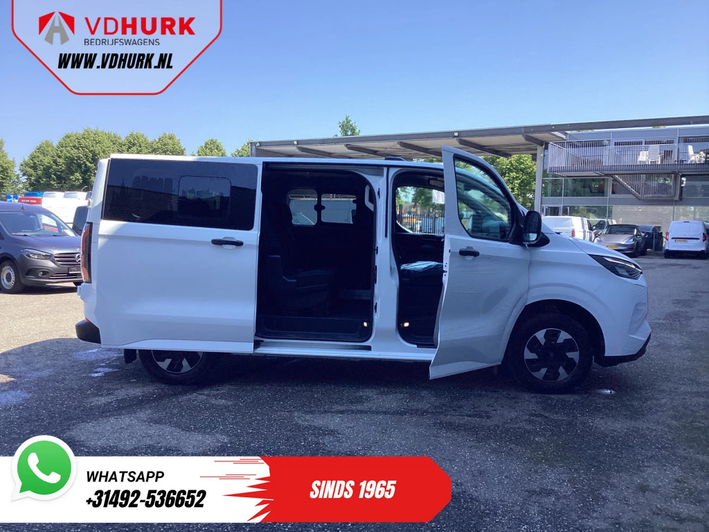 Hoofdafbeelding Ford E-Transit Custom