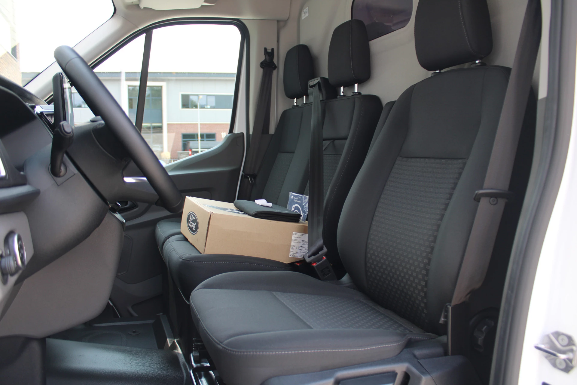 Hoofdafbeelding Ford E-Transit