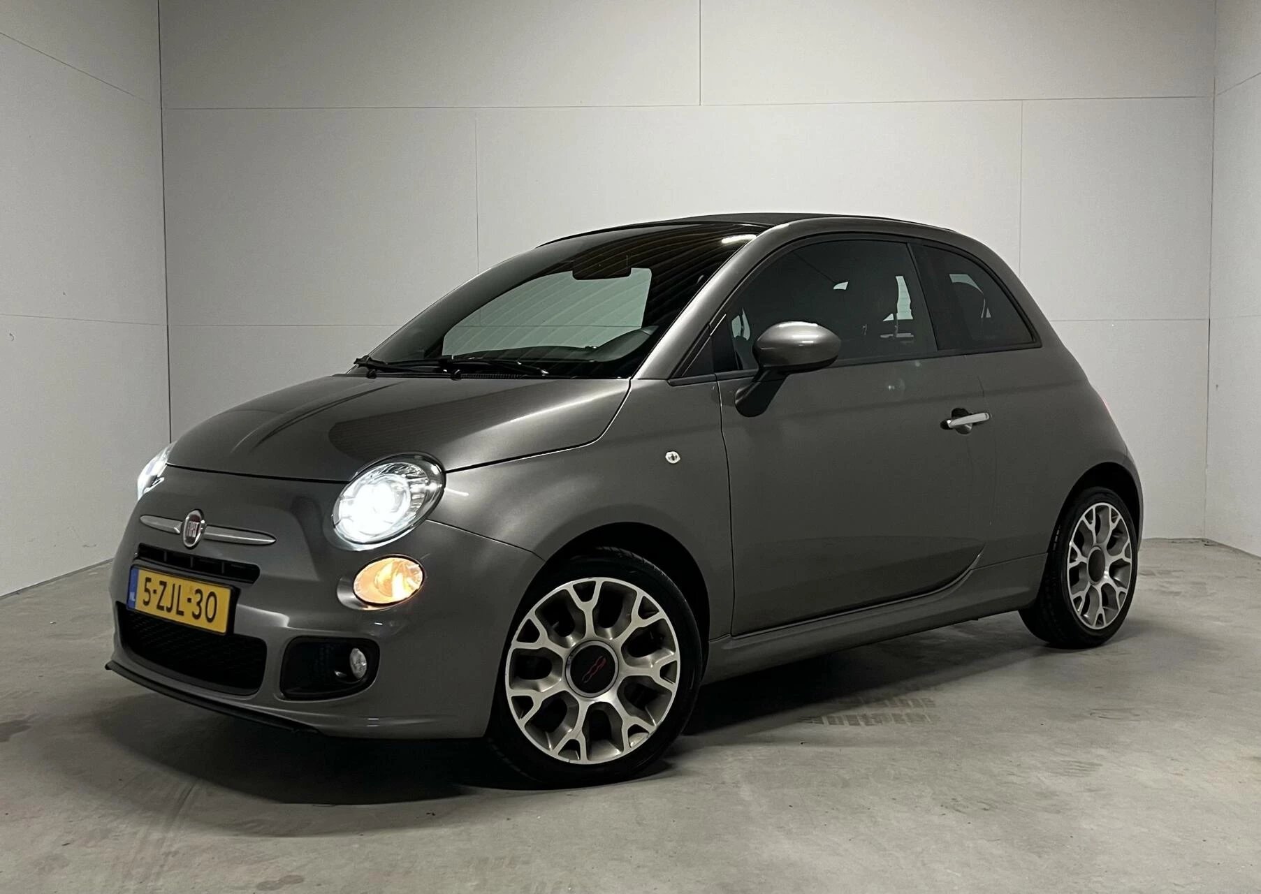 Hoofdafbeelding Fiat 500C