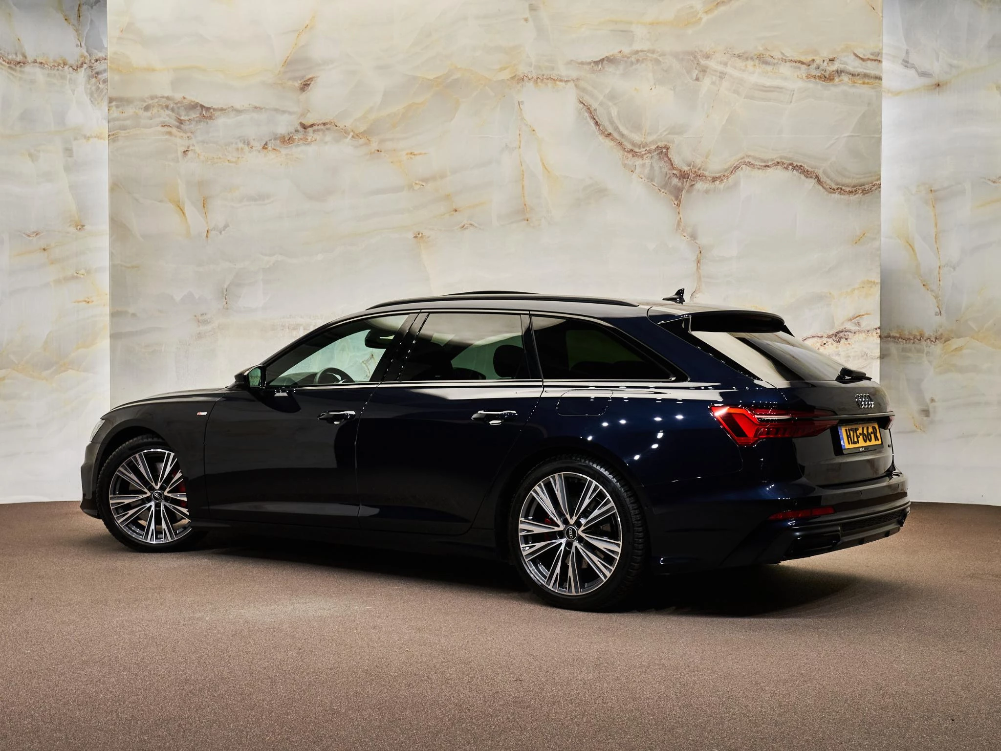 Hoofdafbeelding Audi A6