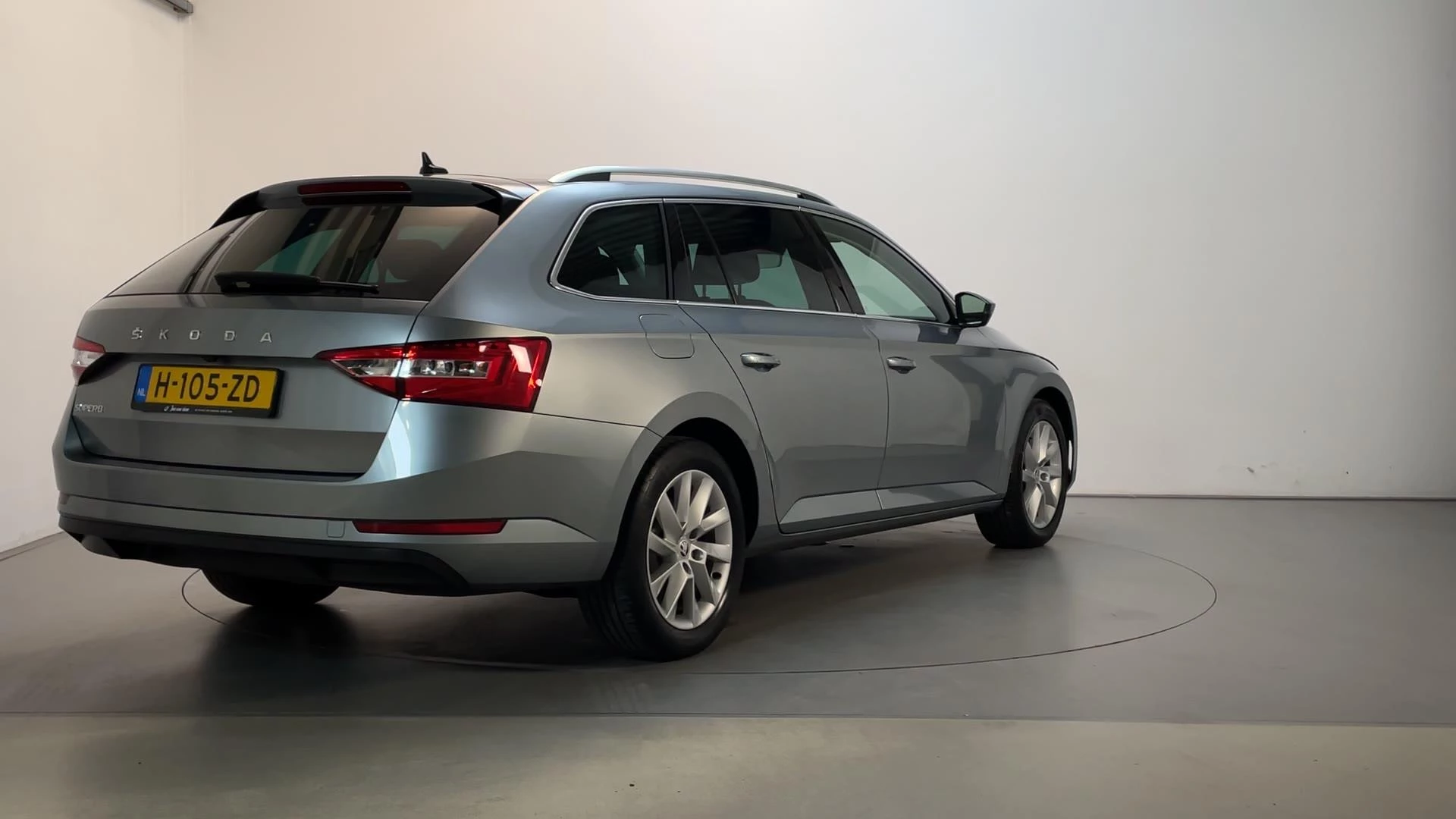 Hoofdafbeelding Škoda Superb