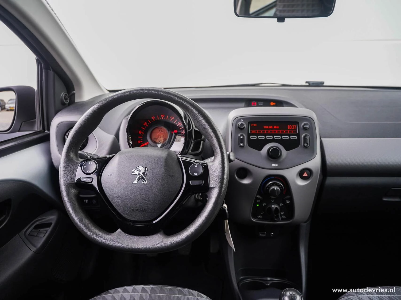 Hoofdafbeelding Peugeot 108