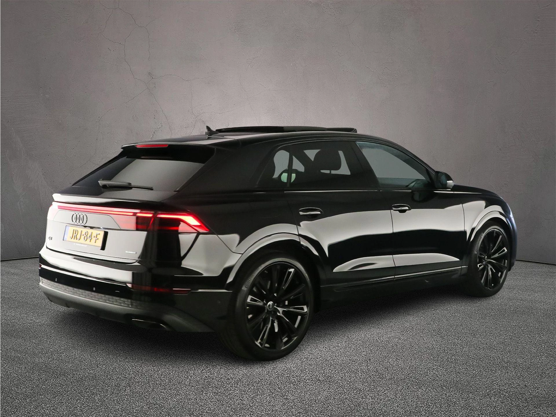 Hoofdafbeelding Audi Q8