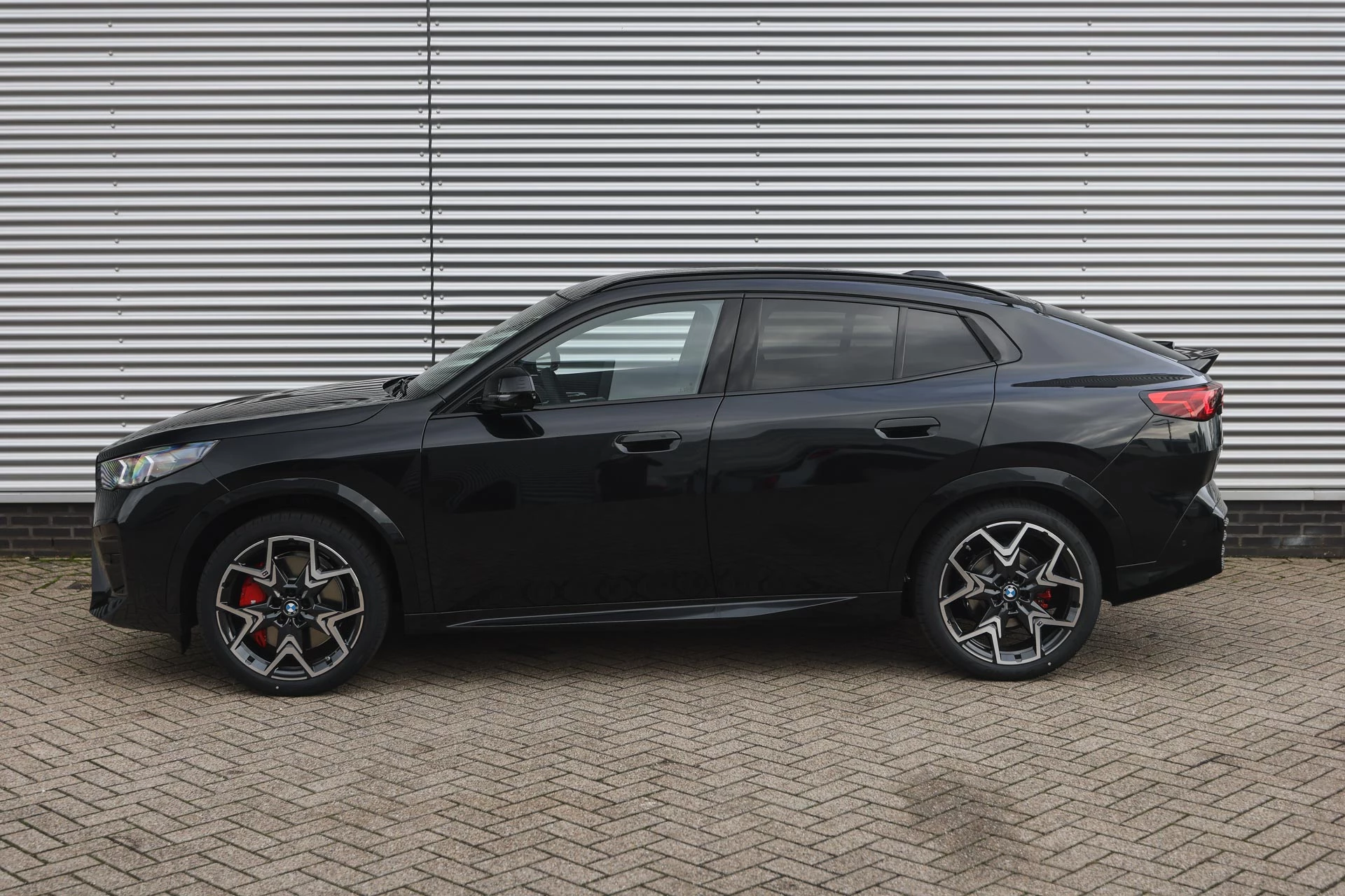 Hoofdafbeelding BMW iX2