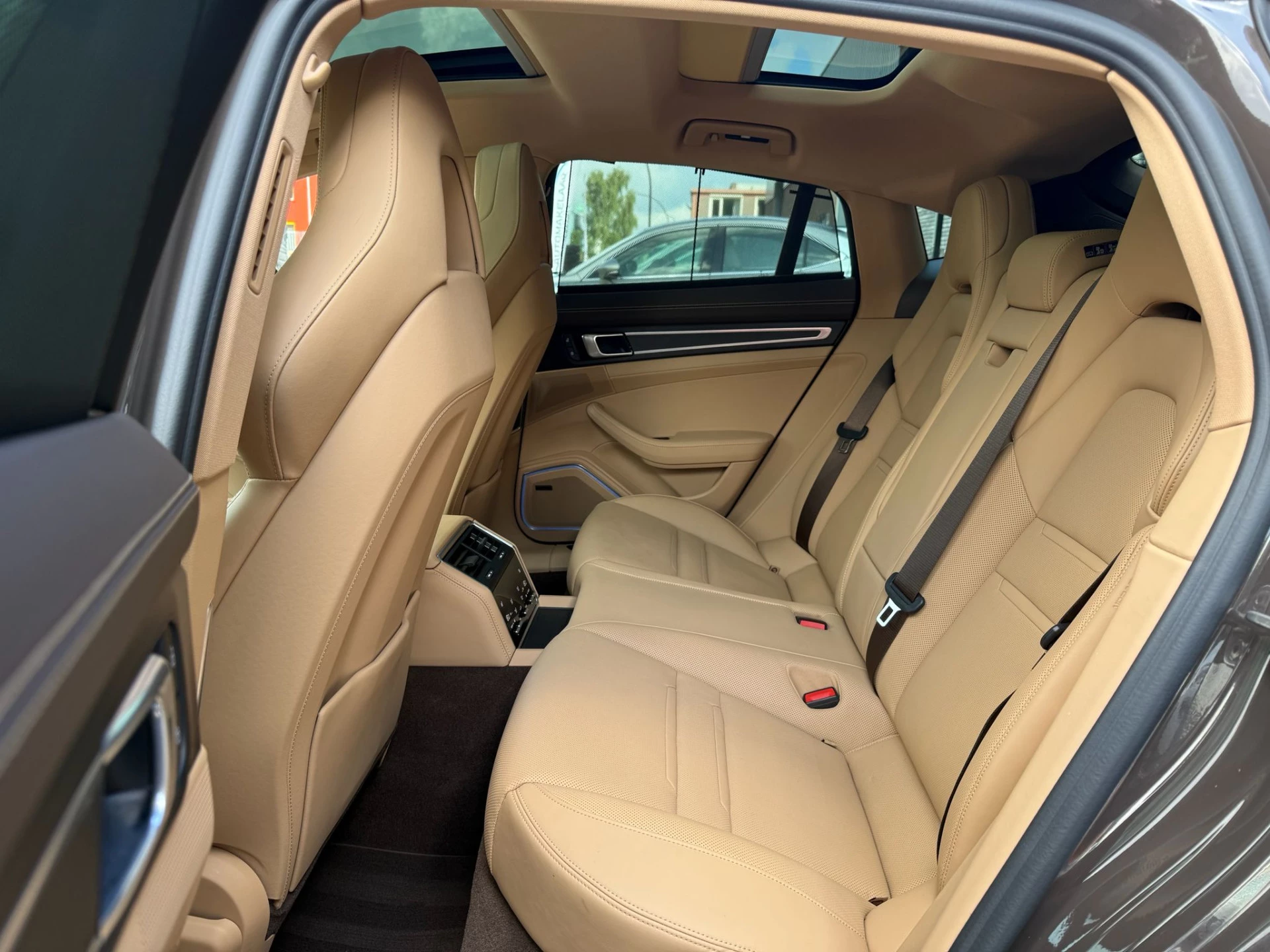 Hoofdafbeelding Porsche Panamera