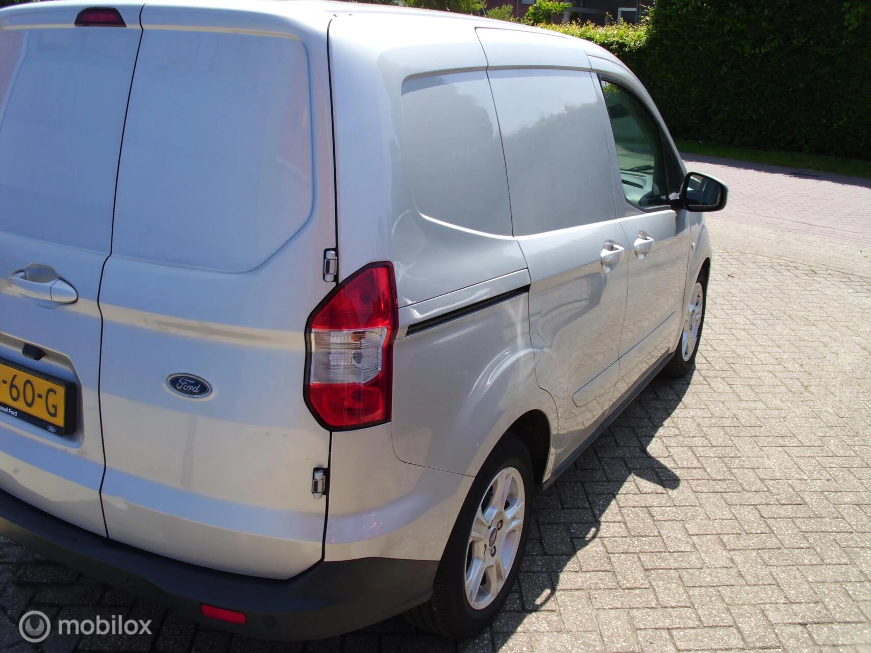 Hoofdafbeelding Ford Transit Courier
