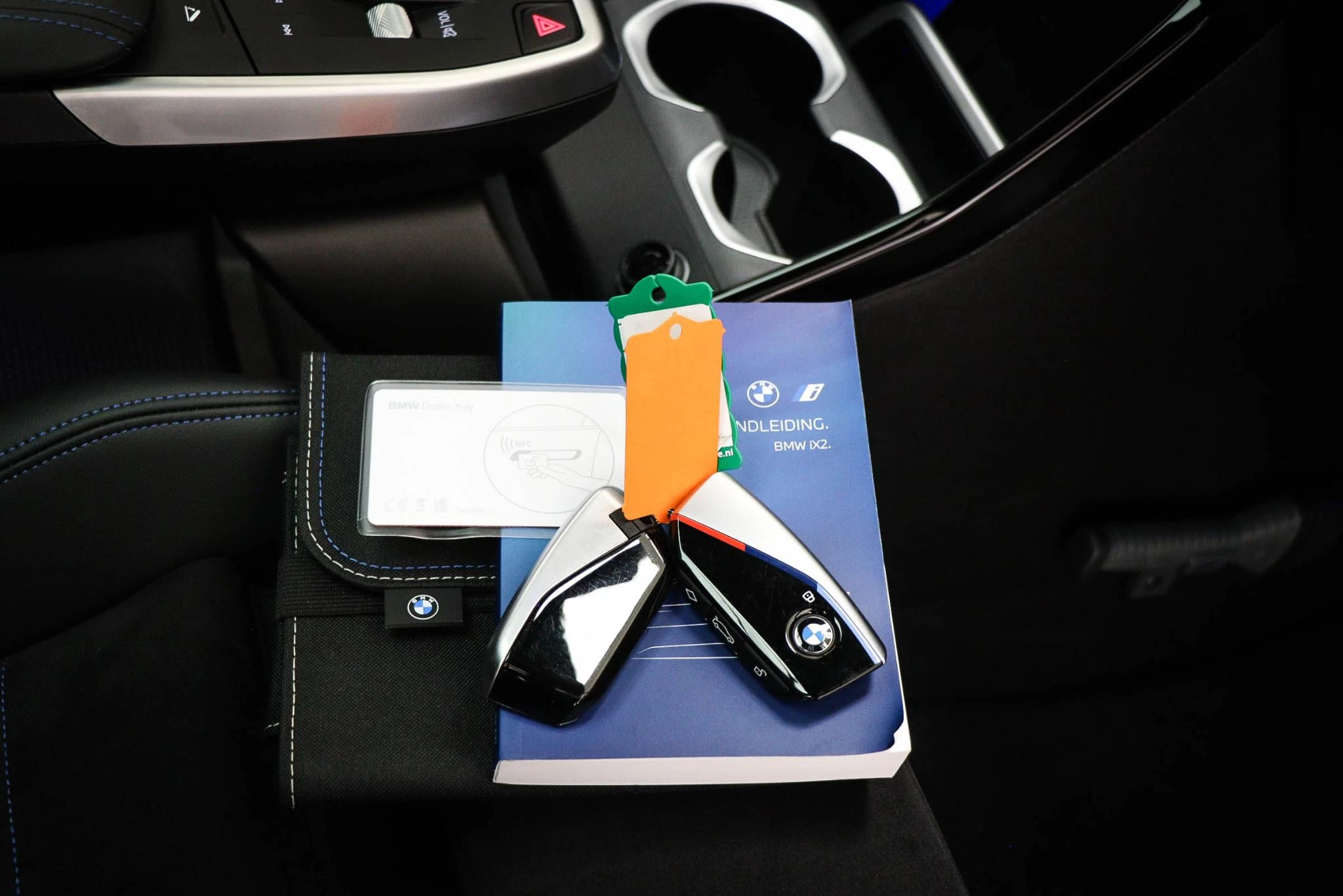 Hoofdafbeelding BMW iX2