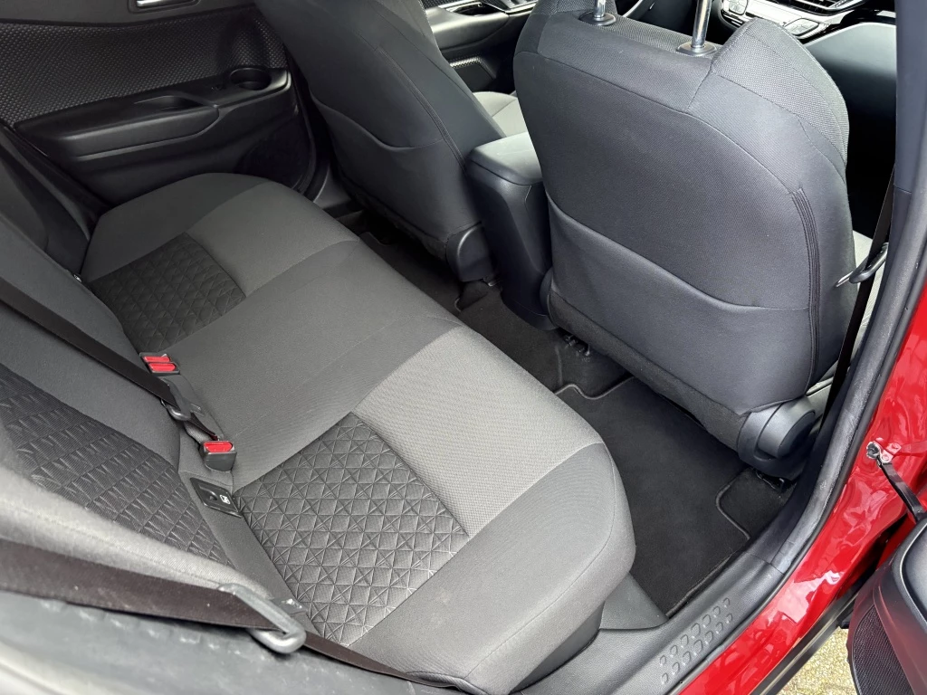 Hoofdafbeelding Toyota C-HR