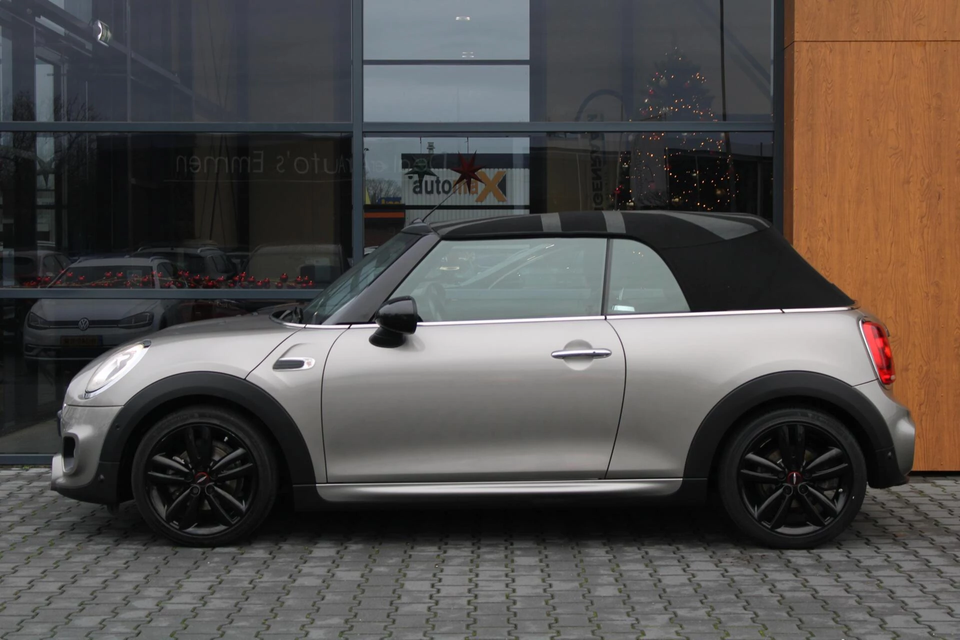Hoofdafbeelding MINI Cabrio