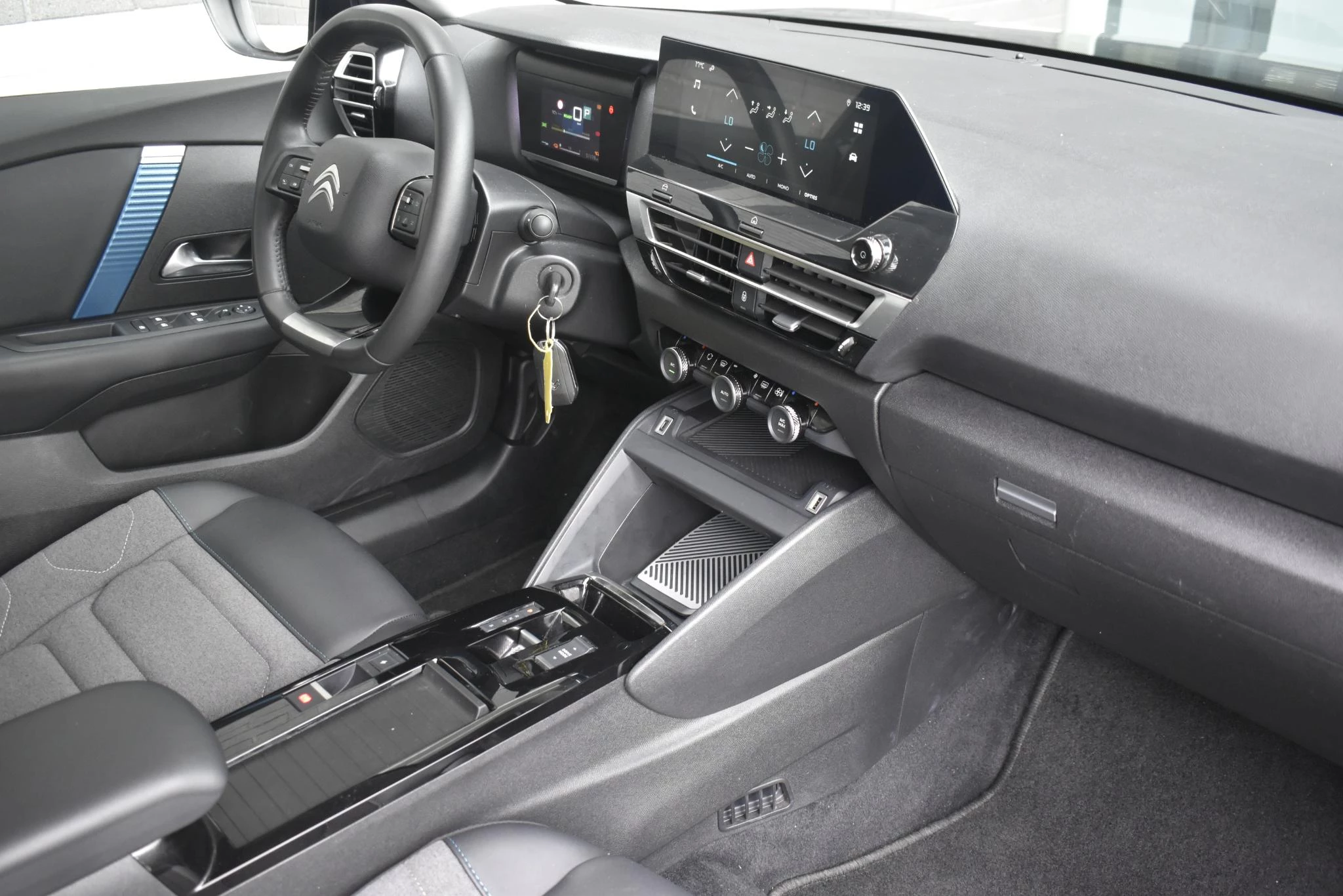 Hoofdafbeelding Citroën ë-C4