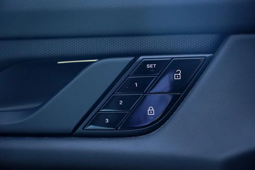 Hoofdafbeelding Porsche Taycan