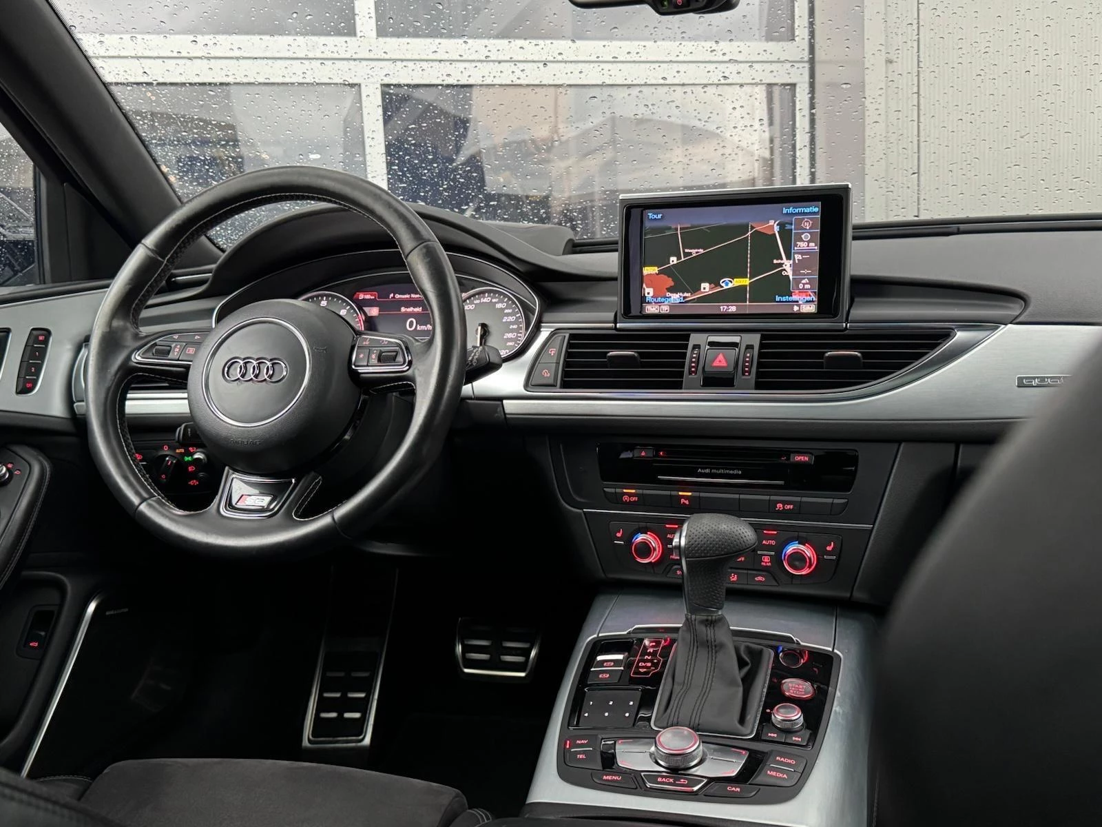Hoofdafbeelding Audi S6
