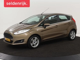 Hoofdafbeelding Ford Fiesta Ford Fiesta 1.0 EcoBoost Titanium | Stoelverwarming | Multimedia | Airco | Bluetooth | Verwarmde voorruit | 17'' lichtmetalen velgen