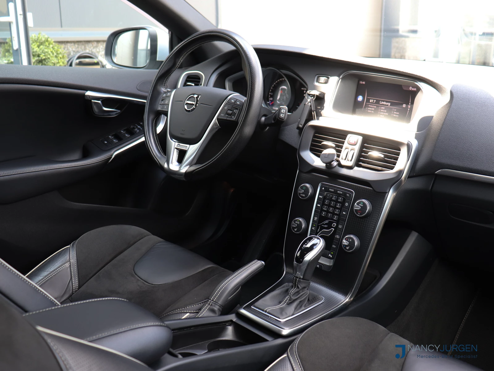 Hoofdafbeelding Volvo V40