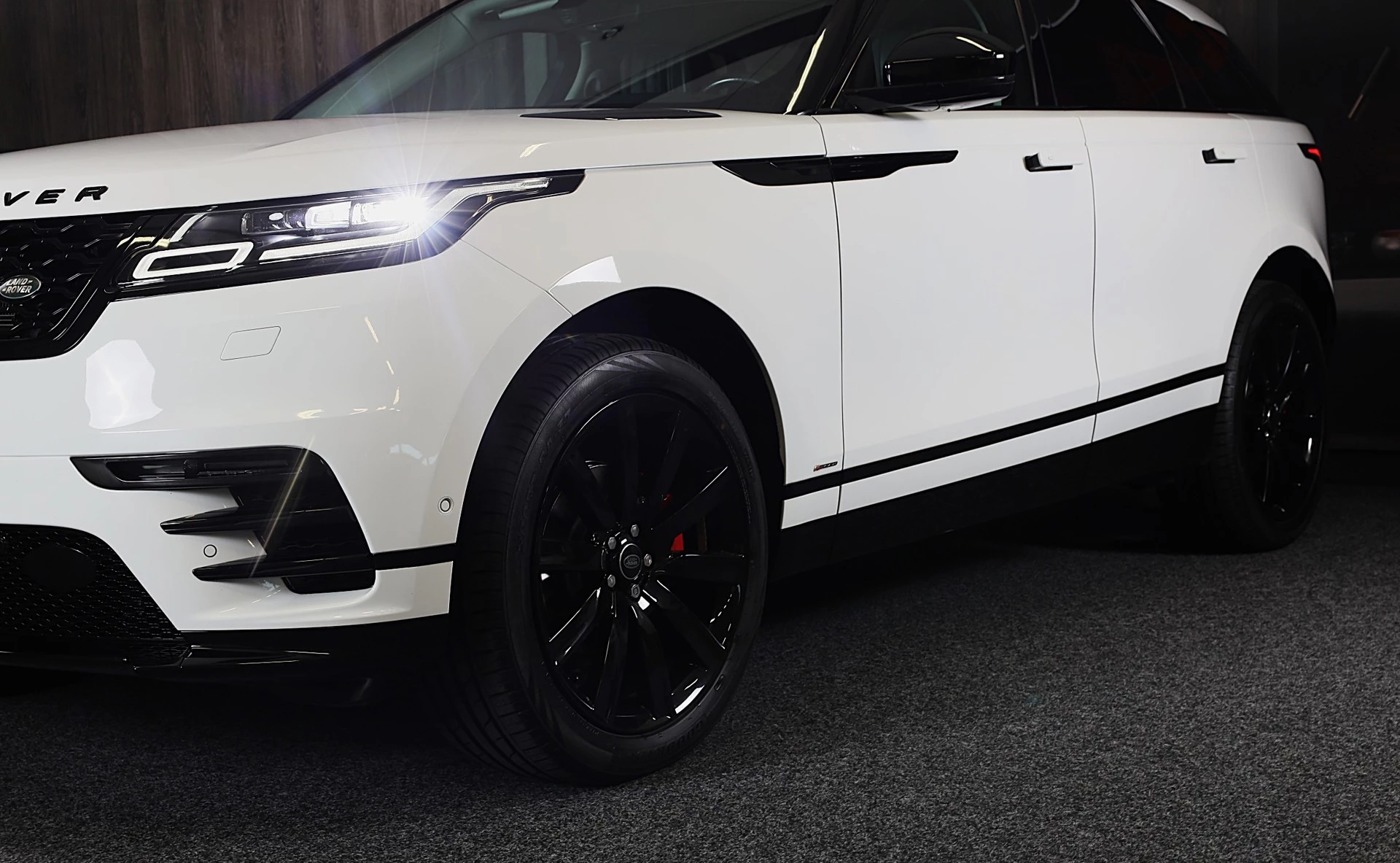 Hoofdafbeelding Land Rover Range Rover Velar